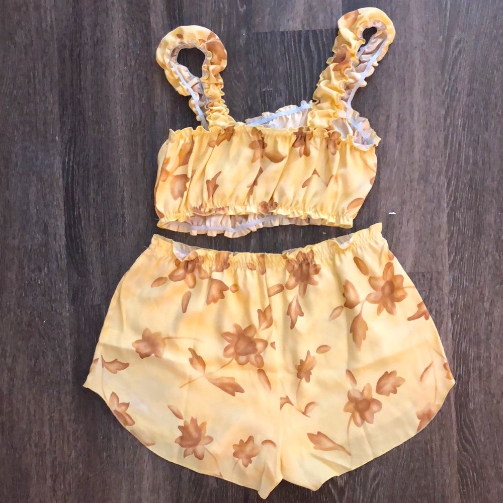 Two Piece PacSun Set - Picture 6 of 6